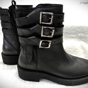Steve Madden black leather boots with 3-buckle detail, zip closure NWOT Size 9